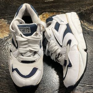 Brooks HydroFlow ST Sneakers Women's Size 6 addiction 36.5 EURO white blue 45616